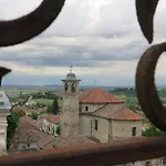 Castello Di Отель типа 