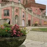 Castello Di Отель типа 