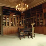 Castello Di Отель типа 