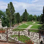 Castello Di *