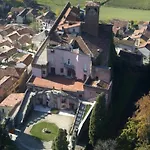 Castello Di Отель типа 