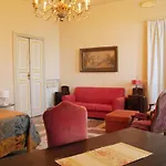Castello Di Отель типа 