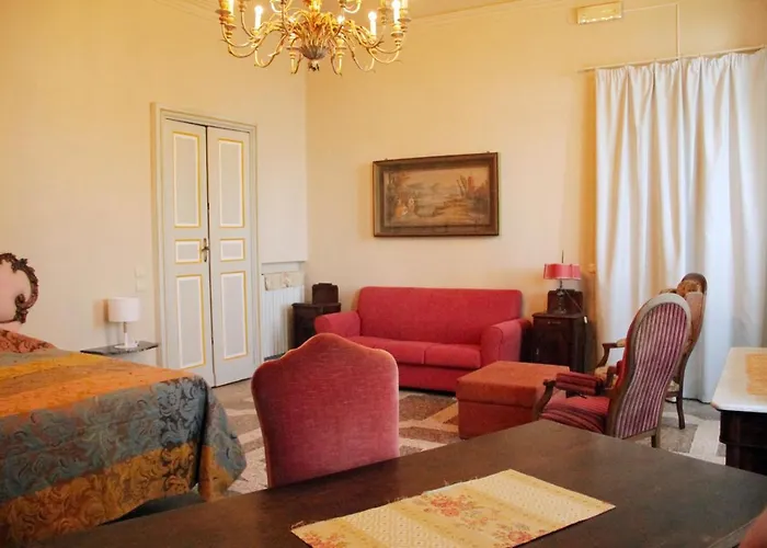 Castello Di Отель типа 